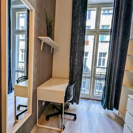 לודז' Centrum Fabryczna Rooms מראה חיצוני תמונה