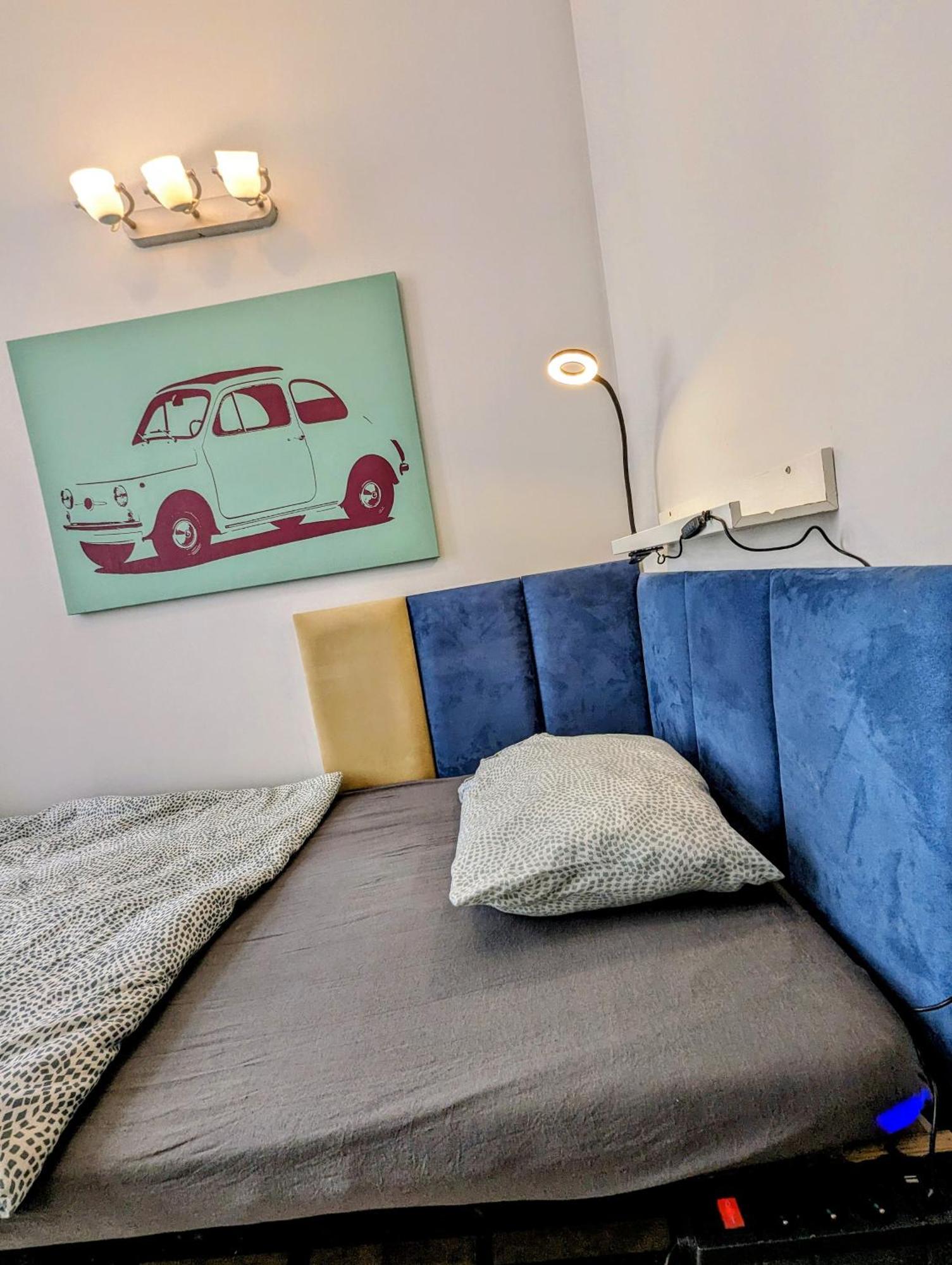 לודז' Centrum Fabryczna Rooms חדר תמונה